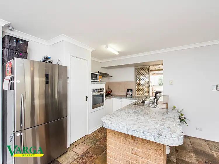 Sixth view of Homely house listing, 5 Acalypha View, Yangebup WA 6164