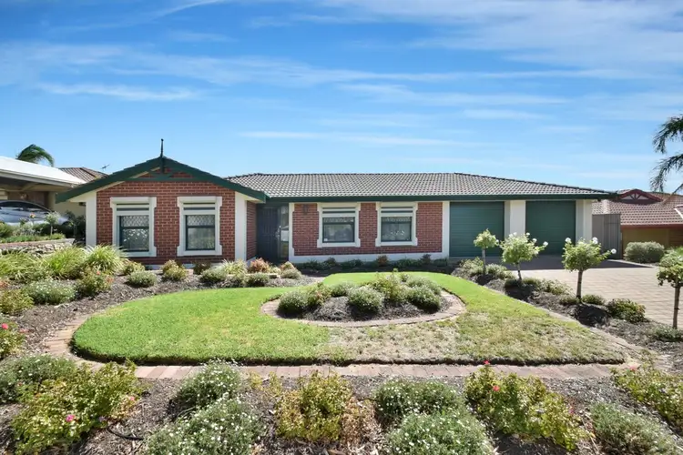 13 Paignton Close, Moana SA 5169