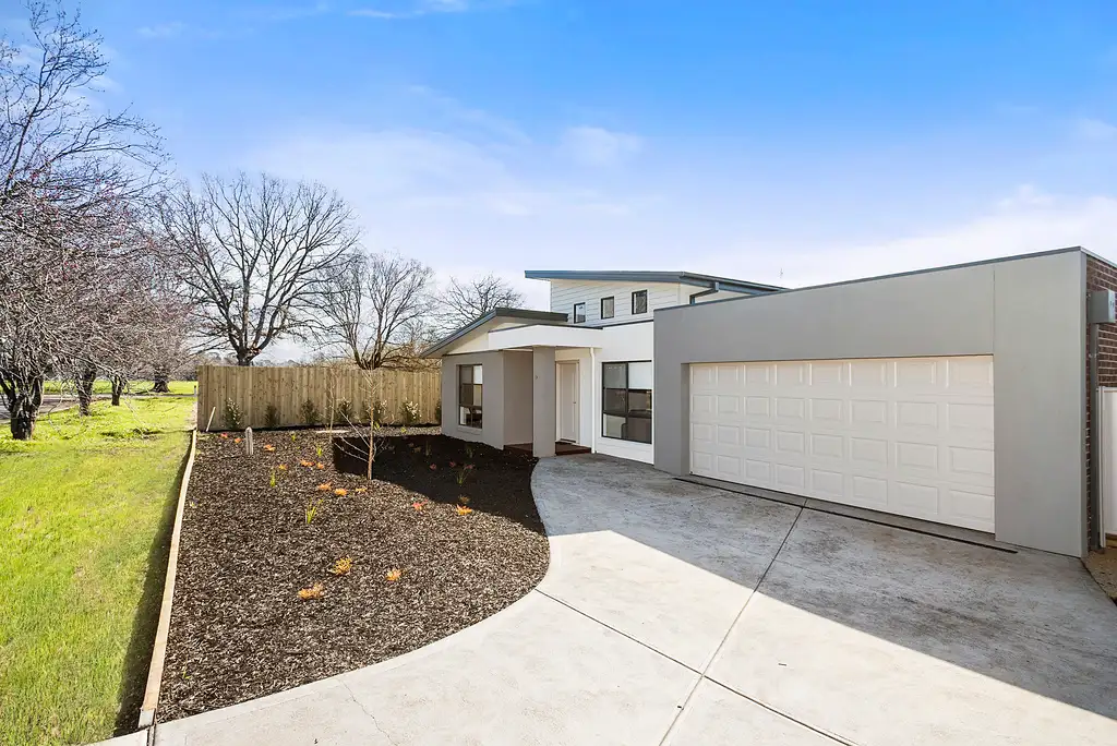 Main view of Homely house listing, 1A Lavender Street, Kyneton VIC 3444