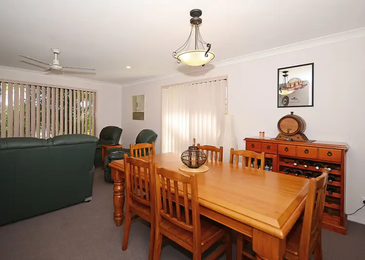 Fourth view of Homely house listing, 2 Parisi Court, Urraween QLD 4655