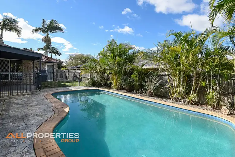 22 Macquarie Circuit, Forest Lake QLD 4078