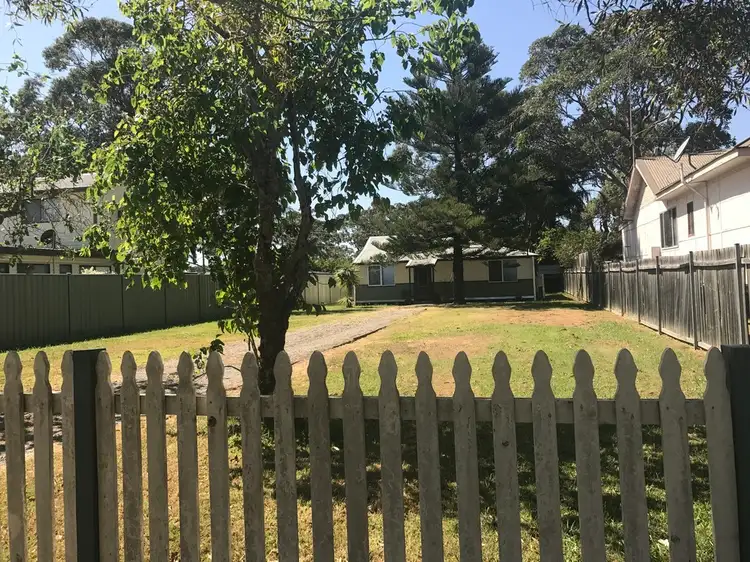 16 Echuca Road, Empire Bay NSW 2257
