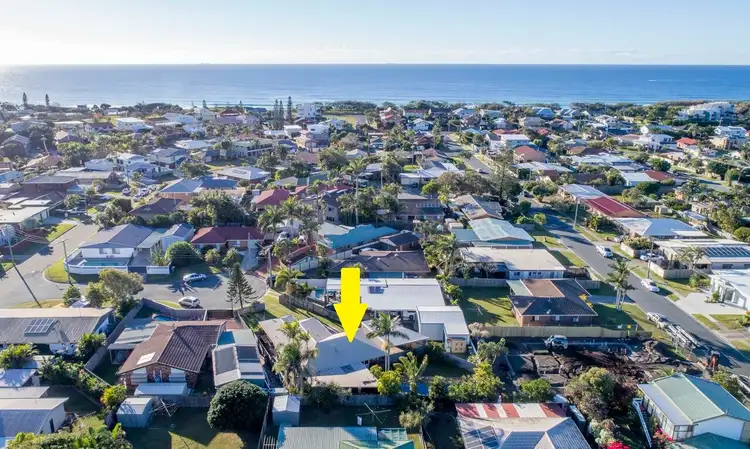 Second view of Homely house listing, 6 Marloo Court, Buddina QLD 4575