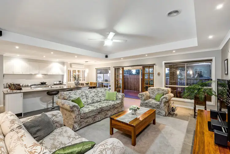 Sixth view of Homely house listing, 2 Equinox Close, Tarneit VIC 3029