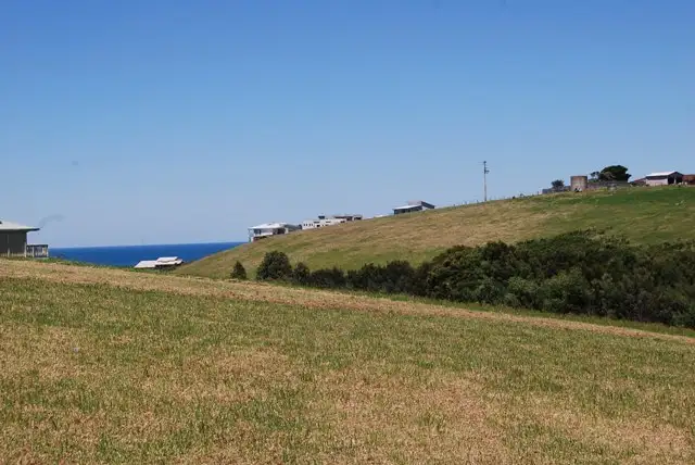 83 Stirling Drive, Lakes Entrance VIC 3909