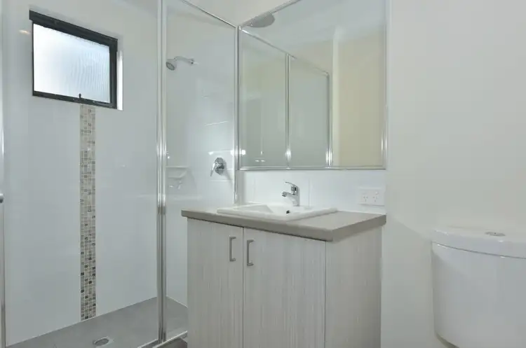 Sixth view of Homely house listing, 2/4 Balfour Road, Swan View WA 6056