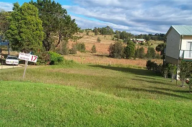 17 Tallawalla Road, Coomba Park NSW 2428