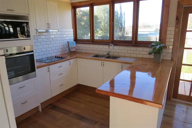Sixth view of Homely house listing, 8 Johnson Street, Sheffield TAS 7306