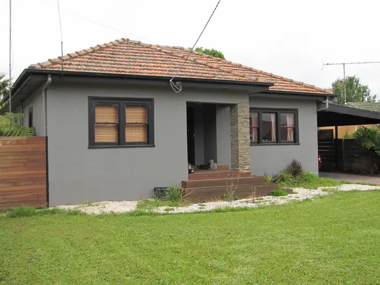 43 School Road, Trafalgar VIC 3824