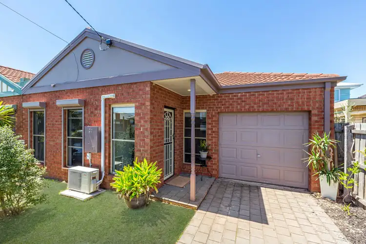 19 Ferguson Street, Spotswood VIC 3015