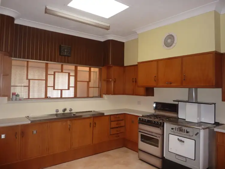Seventh view of Homely house listing, 52 Forrest Avenue, Bunbury WA 6230
