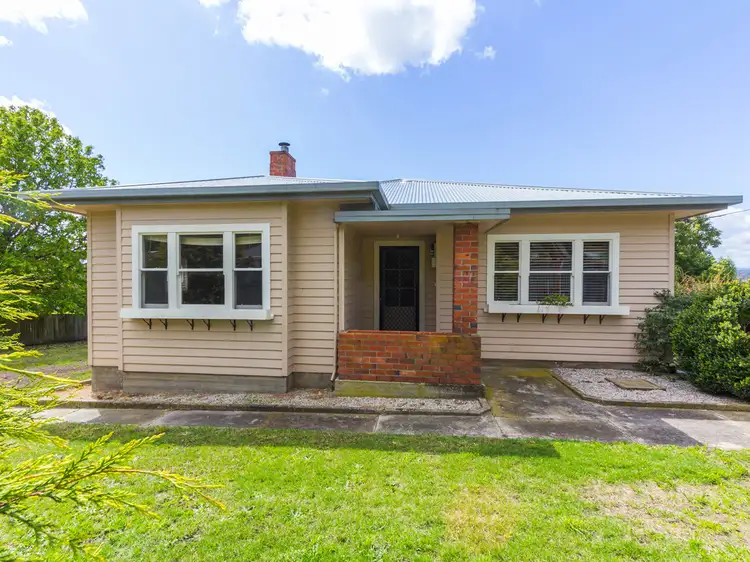 52 Main Road, Exeter TAS 7275