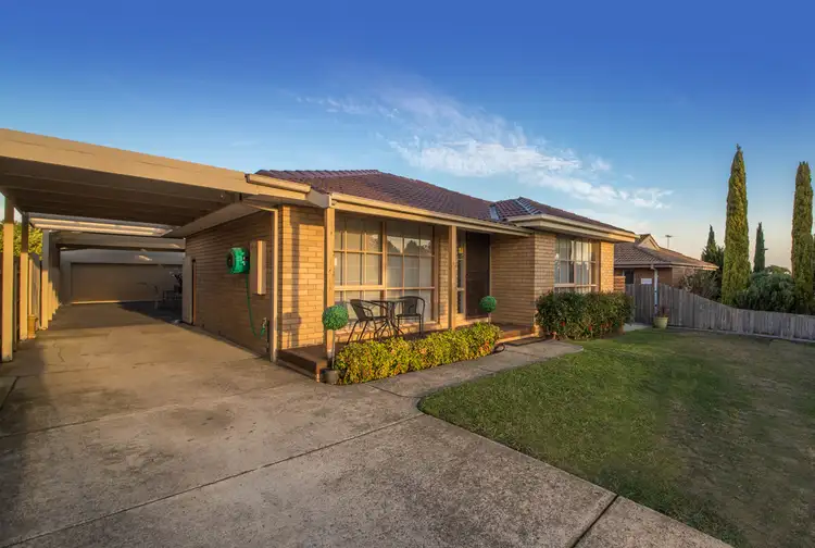 12 Van Der Haar Ave, Berwick VIC 3806