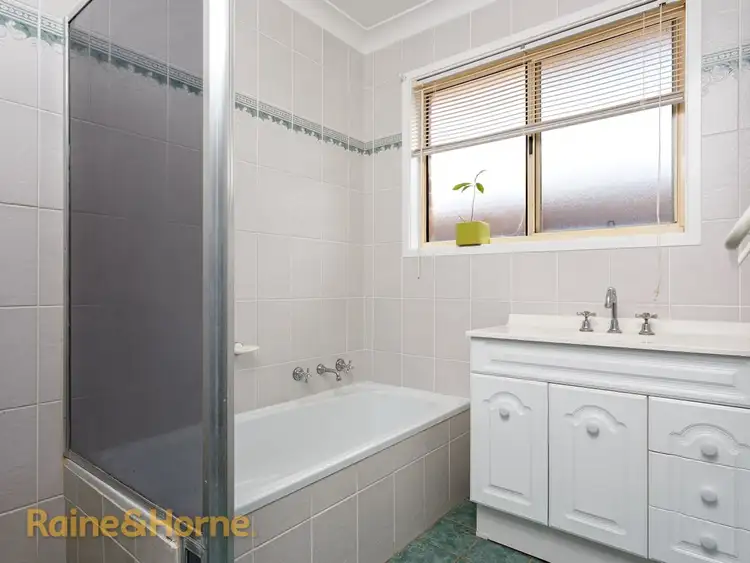 Seventh view of Homely house listing, 2 Langi Crescent, Glenfield Park NSW 2650