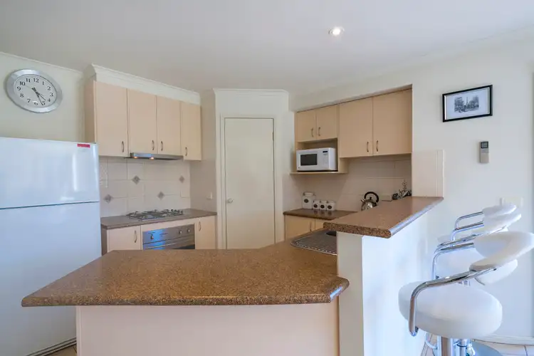 Third view of Homely house listing, 5 Oakridge Court, Kyneton VIC 3444