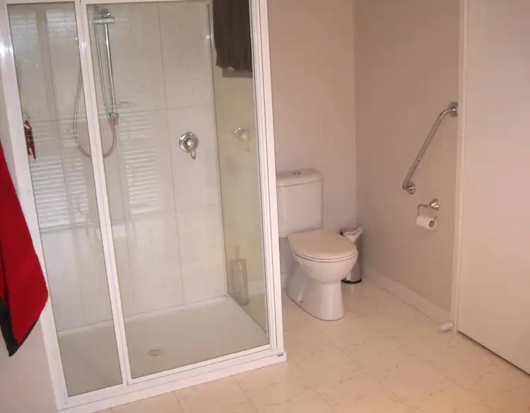 Seventh view of Homely house listing, 8 Havenstock Drive, Yarrawonga VIC 3730