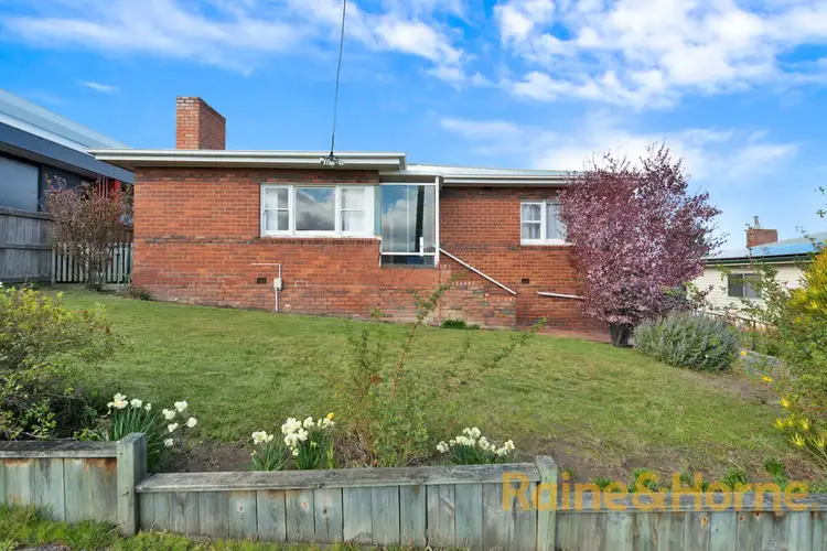 9 River Street, Bellerive TAS 7018