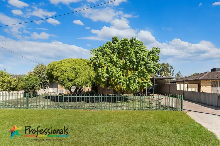 7 Olmar Place, Kelmscott WA 6111