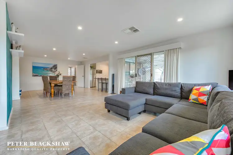 Fifth view of Homely house listing, 2 Hynes Place, Chisholm ACT 2905