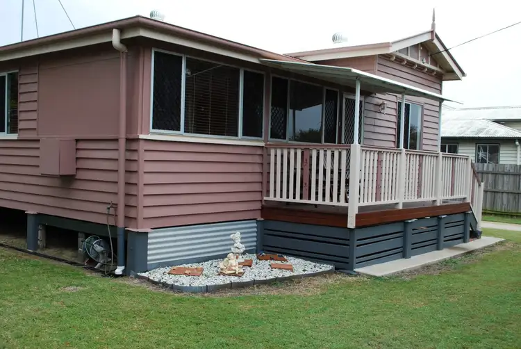 87 Boundary St, Walkervale QLD 4670