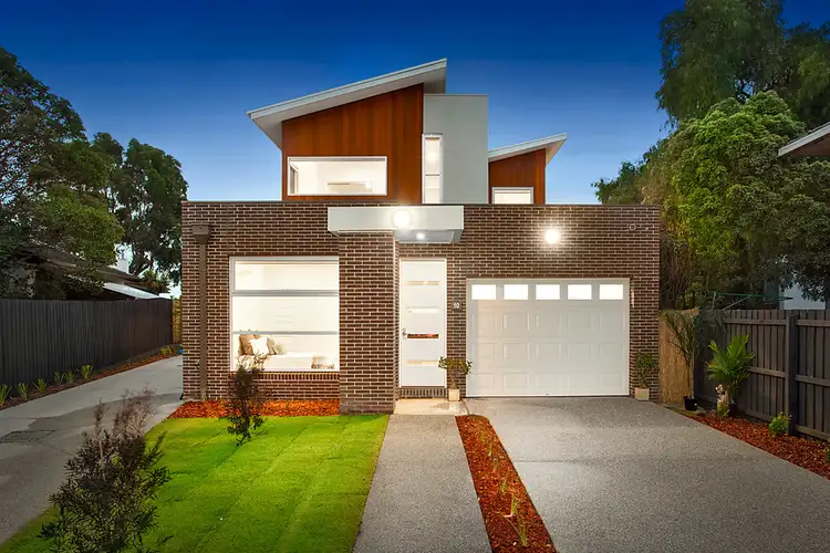 10 Eden Court