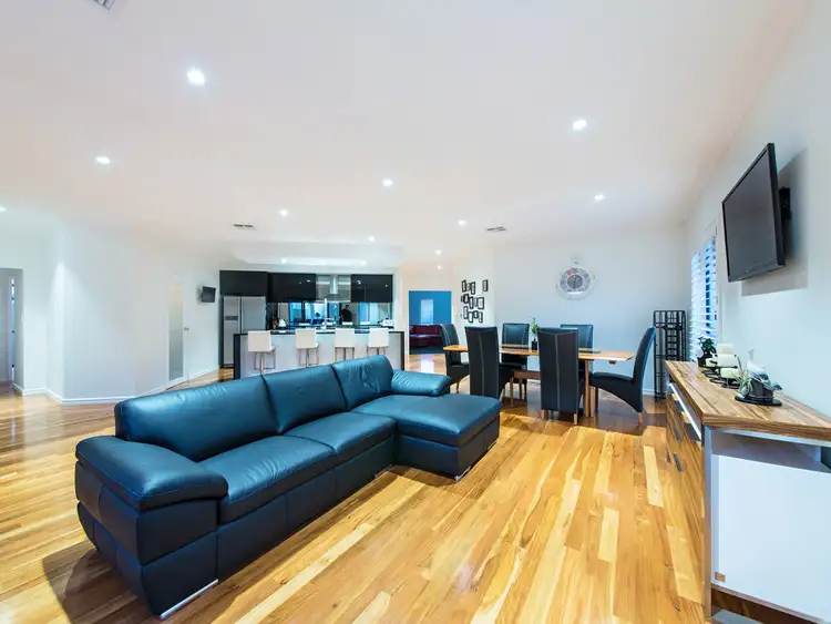 Seventh view of Homely house listing, 31 Riverina Parade, Munster WA 6166