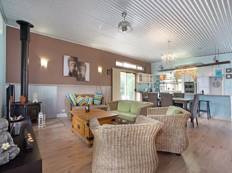 13 Canterbury Road, Venus Bay VIC 3956