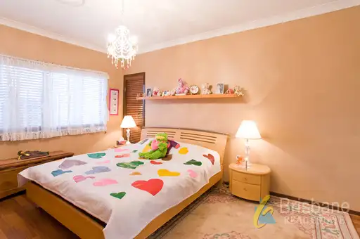 Seventh view of Homely house listing, 33 Lakeside Cct, Sinnamon Park QLD 4073
