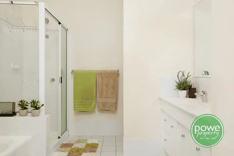 Sixth view of Homely unit listing, 2/10 Grantala Street, Manoora QLD 4870