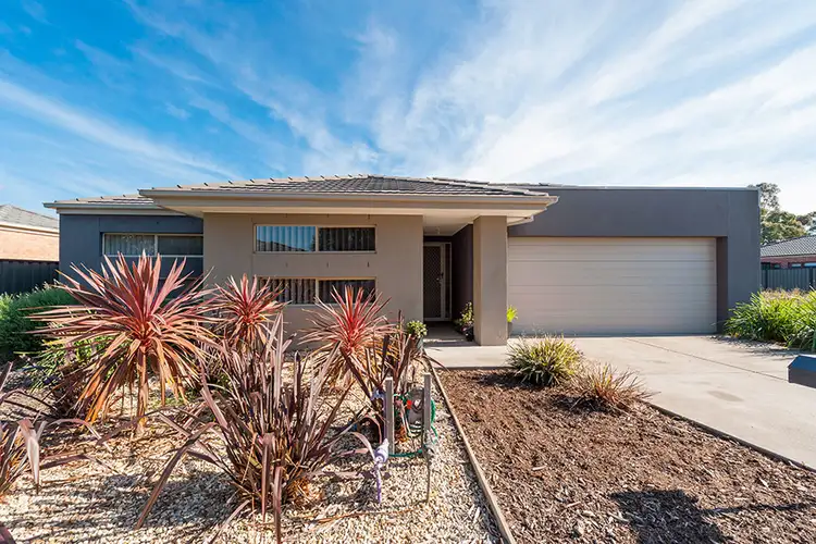 138 Huntington Drive, Craigieburn VIC 3064