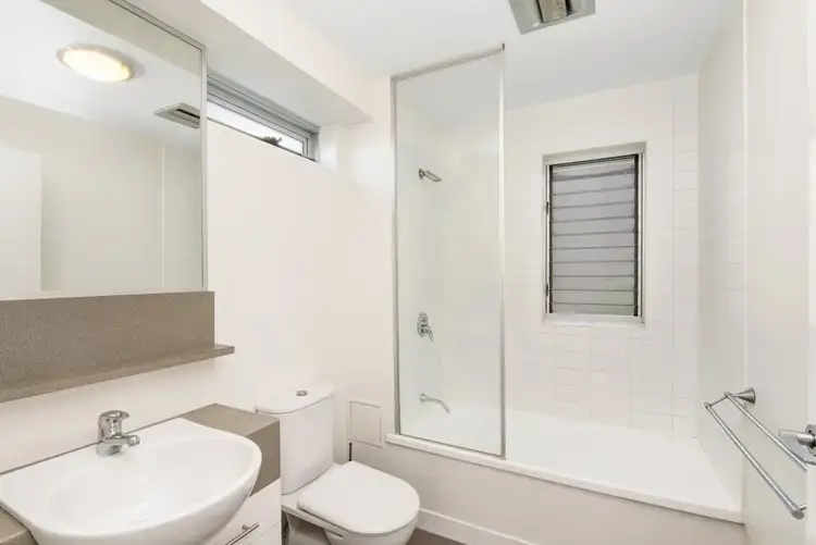 Fifth view of Homely unit listing, 210/28 Masters Street, Newstead QLD 4006