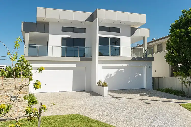 Main view of Homely semi-detached listing, 2/26 Milton Avenue, Paradise Point QLD 4216