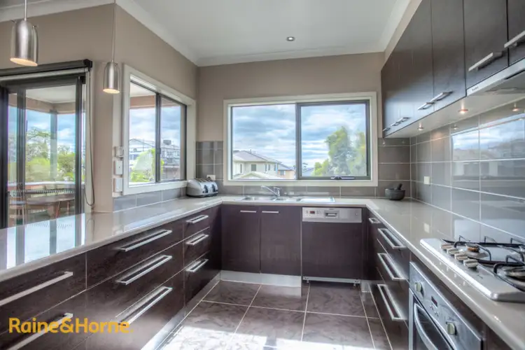 Fifth view of Homely house listing, 21 Windsor Rise, Sunbury VIC 3429