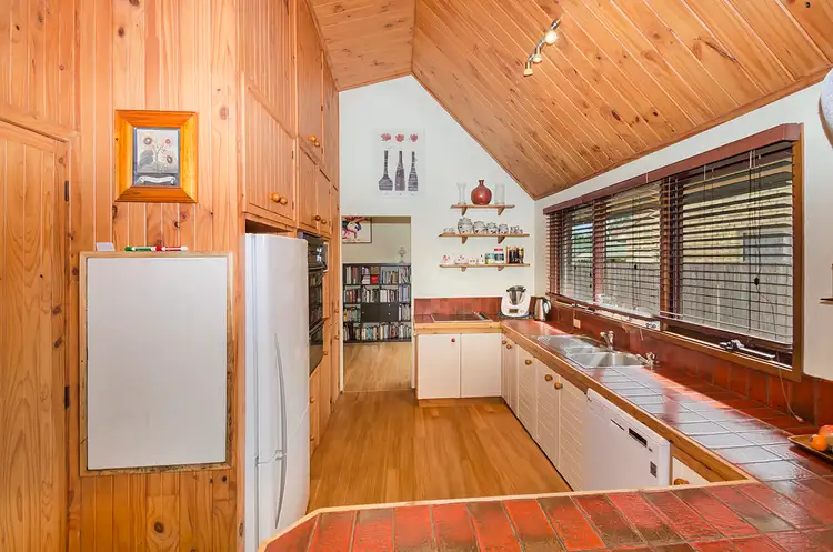Fifth view of Homely house listing, 10 Sandpiper Close, Lakewood NSW 2443