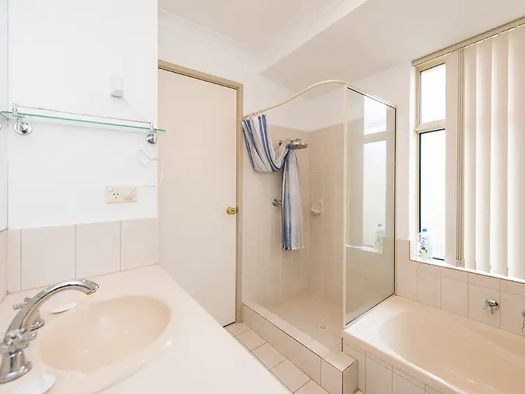 Fourth view of Homely house listing, 4B Hilo Place, Warnbro WA 6169