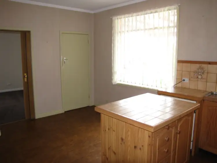 Sixth view of Homely house listing, 12 Somerville Court, Moe VIC 3825