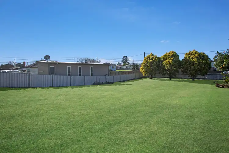 2 South St, Telarah NSW 2320