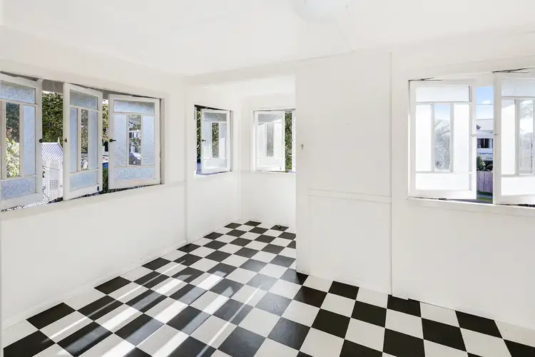 Second view of Homely house listing, 86 WALNUT STREET, Wynnum QLD 4178