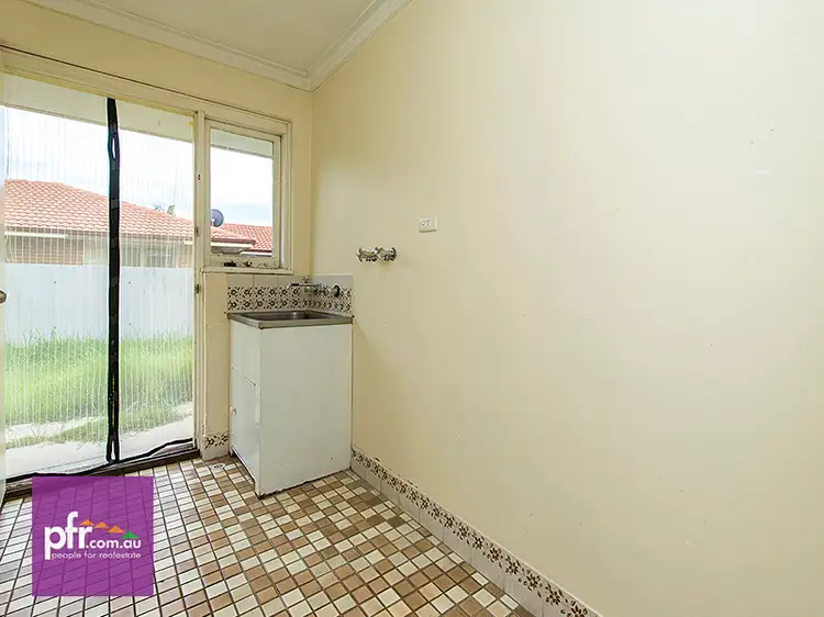 Fifth view of Homely house listing, 46 Dealy Close, Cannington WA 6107