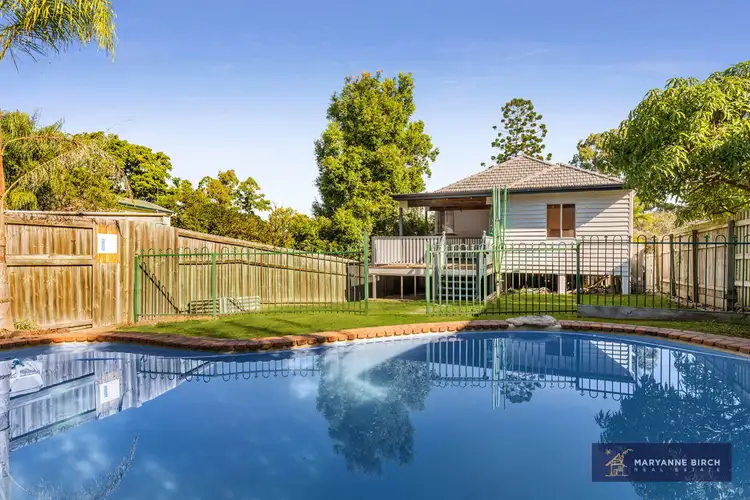 136 Norman Avenue, Norman Park QLD 4170