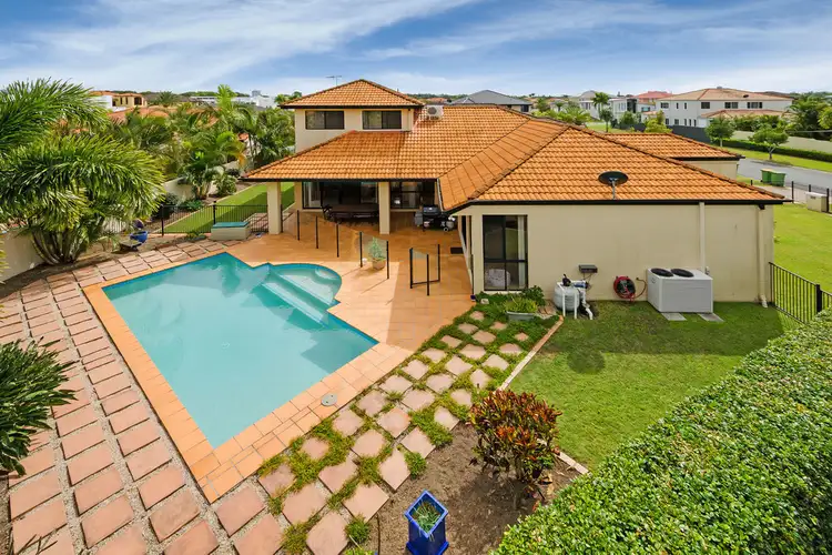 5 Annies Court, Benowa Waters QLD 4217