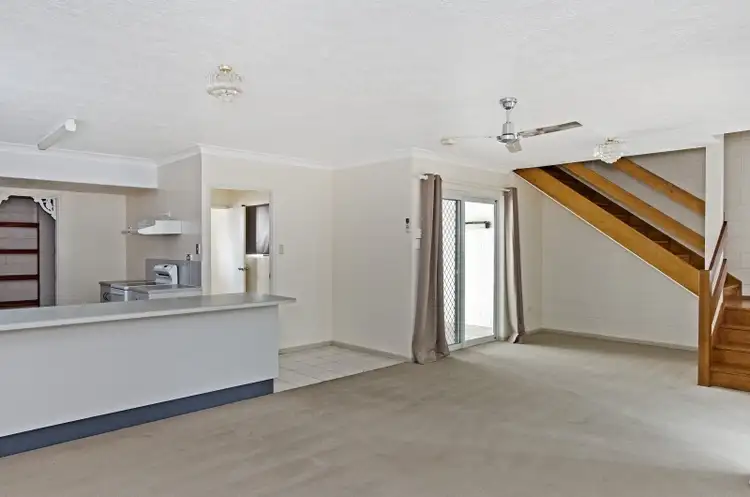 4/12 Old Common Road, Belgian Gardens QLD 4810