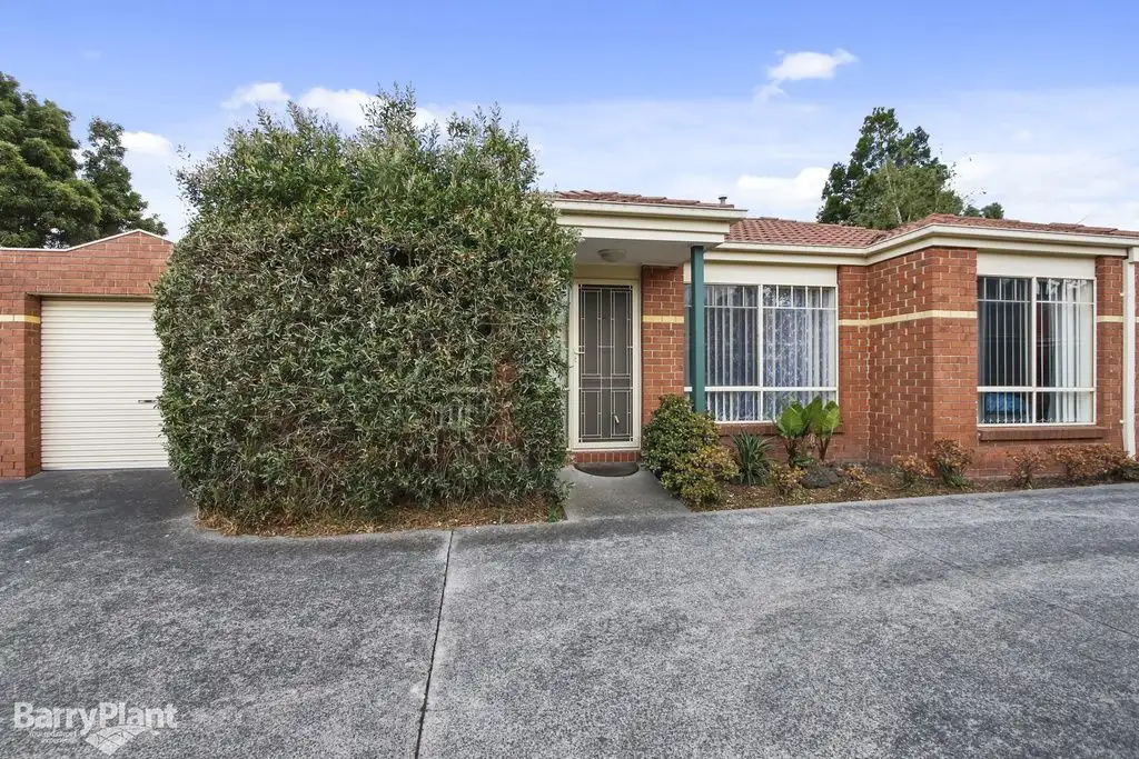 Main view of Homely unit listing, 2/30 Liverpool Road, Kilsyth VIC 3137