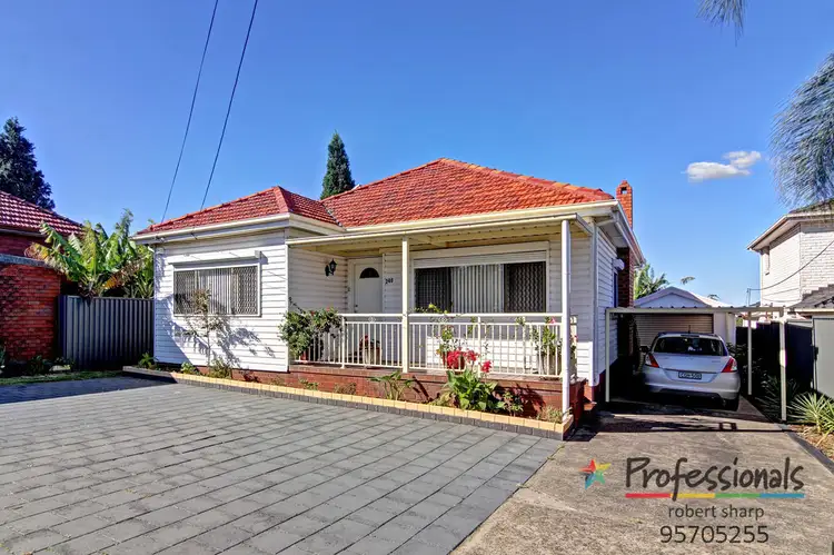 246 King Georges Road, Roselands NSW 2196