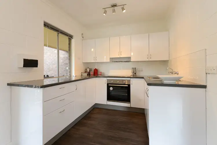 Fifth view of Homely unit listing, 4/4 Onslow Place, Mount Nelson TAS 7007