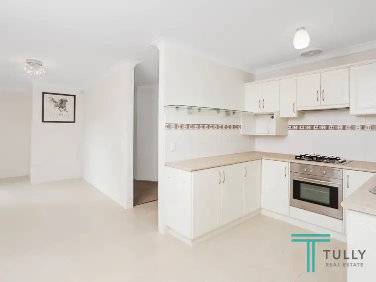 Fifth view of Homely house listing, 8 Glenorn Court, Yangebup WA 6164