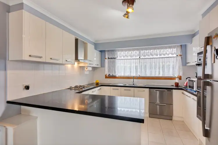Sixth view of Homely house listing, 62 Georgette Crescent, Endeavour Hills VIC 3802