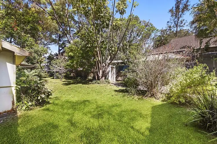 11 Diamond Road, Pearl Beach NSW 2256
