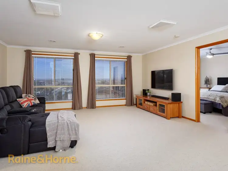 Sixth view of Homely house listing, 4 Keane Place, Kooringal NSW 2650