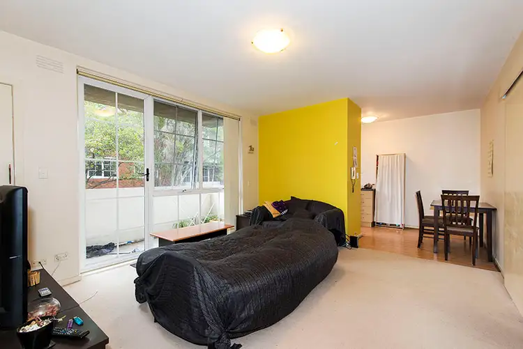 Fourth view of Homely apartment listing, 6/9 MILTON STREET, Ascot Vale VIC 3032